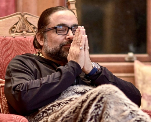 Guru of Glenborrodale Glenborrodale, Forest Glenborrodale Castle Ardnamurchan Truth Advaita Vedanta Shanti foundation Conscious community Ashram Versace Guru Rishi Guru Satsang Satsang with Shanti Shanti castle Spiritual Spiritual community, Enlightenment, Awakening , Maserati Guru, Forest